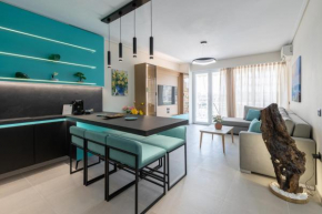 The View - Tiffany Luxury 2 BR, Free Parking, Central